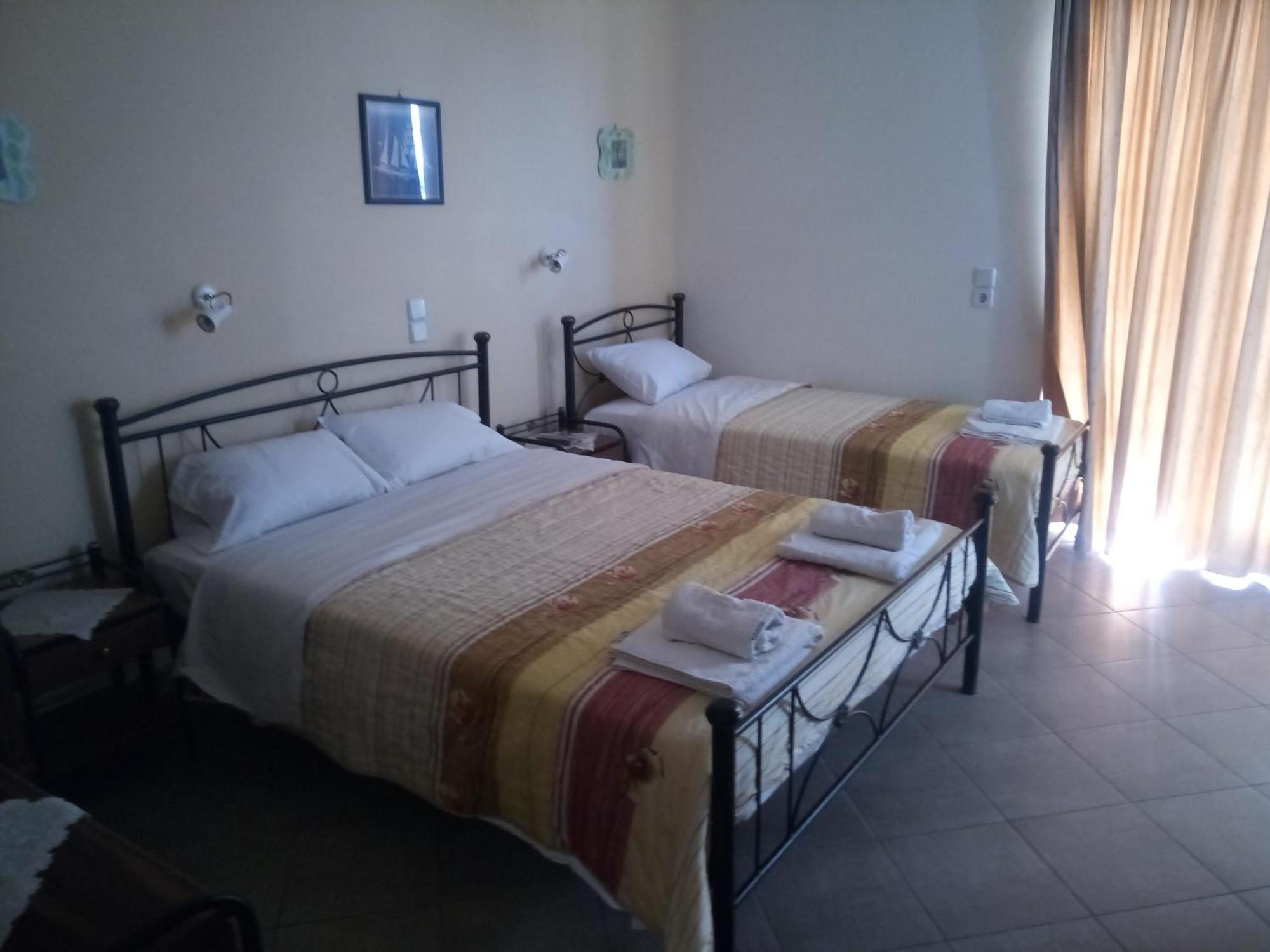 Evgenia Rooms Skála الغرفة الصورة